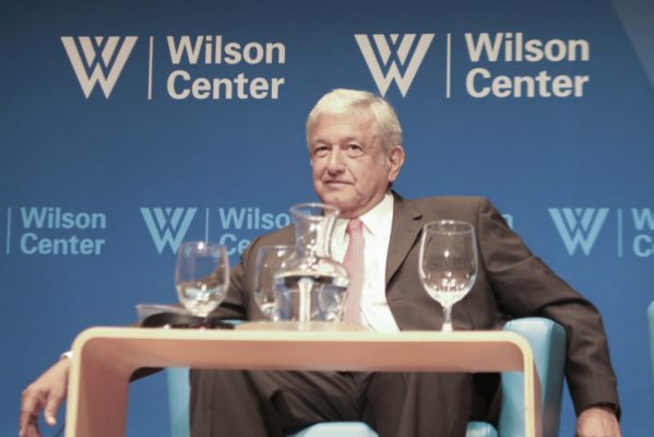 Andrés Manuel López Obrador en el Centro Wilson. Foto La Jornada