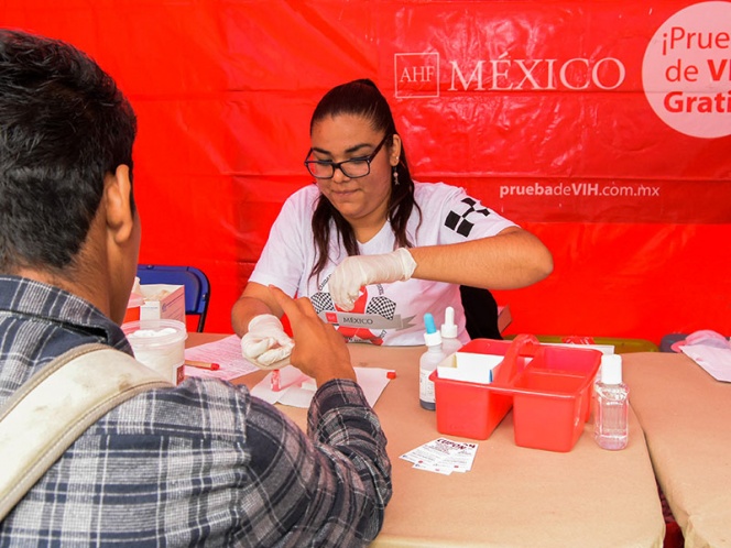 Realizan pruebas gratuitas para detectar VIH. Foto/Cuartoscuro