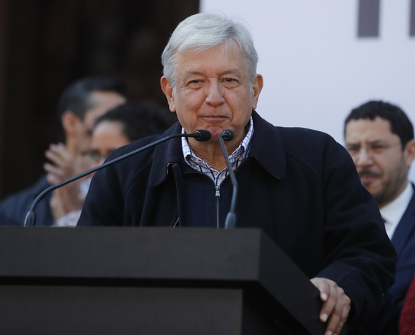 El precandidato a la presidencia de la coalición "Juntos Haremos Historia", Andrés Manuel López Obrador. Foto/Carlos Mamahua.