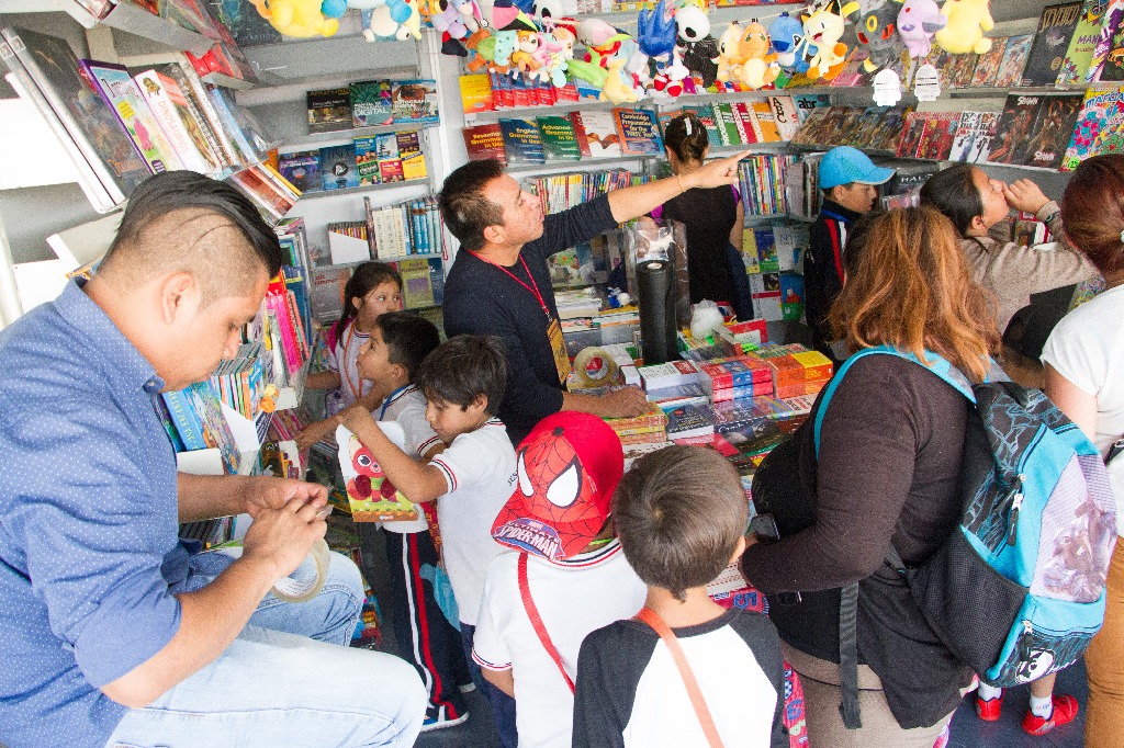 Feria del Libro Infantil y Juvenil rompe récord de asistencia expresochiapas