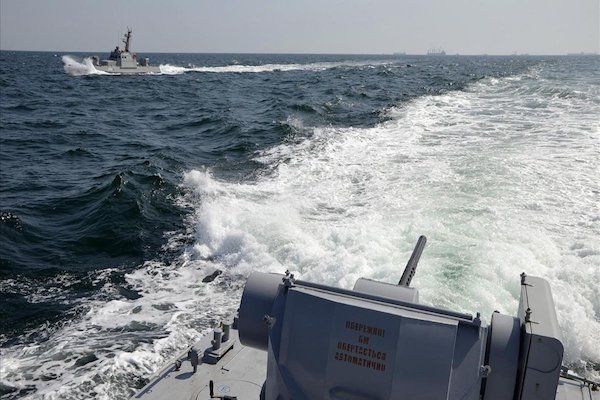 Escala tensión entre Rusia y Ucrania por crisis en el mar expresochiapas