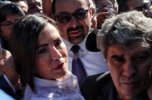 Rosario Robles, al llegar a la audiencia en un juzgado del Reclusorio Sur, el 8 de agosto de 2019. Foto Marco/ Peláez