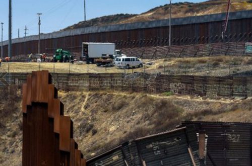 En imagen del 18 de junio, vista del muro México-Estados Unidos en Tijuana, Baja California. Foto/Afp