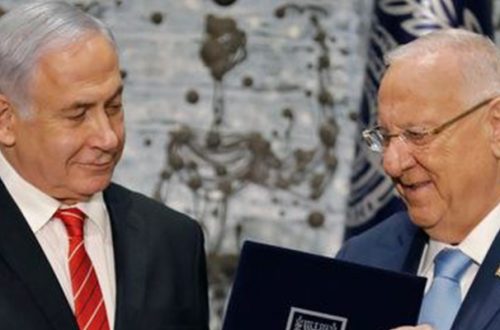 El presidente Reuven Rivlin encargo al primer ministro de Israel, Benjamin Netanyahu, formar un nuevo gobierno en Israel. Foto/Afp