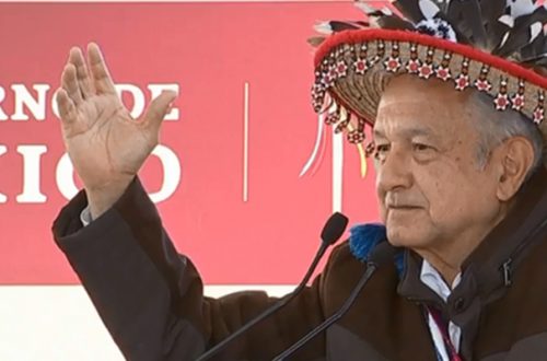 El presidente Andrés Manuel López Obrador durante el encuentro con habitantes de Mezquital, Durango. Fotograma tomado del video difundido por el Gobierno de México