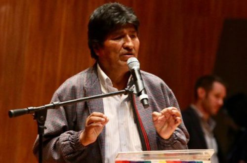 El tribunal desestimó dos recursos planteados para solicitar la cancelación de la personalidad jurídica del Movimiento al Socialismo del ex presidente Evo Morales. Foto Jesús Villaseca / Archivo