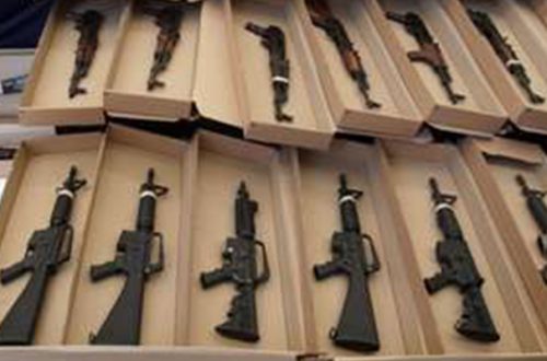 Armas introducidas ilegalmente al país. Foto Alfredo Domínguez / archivo