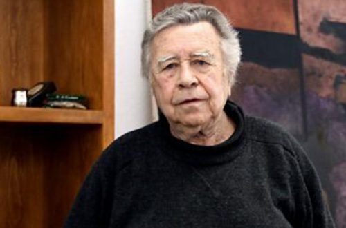 Manuel Felguérez es referencia obligada de la cultura nacional. Ocupa el punto más alto del arte abstracto mexicano y es uno de los principales creadores de los siglos XX y XXI. Foto tomada del Twitter de @FONCAMX