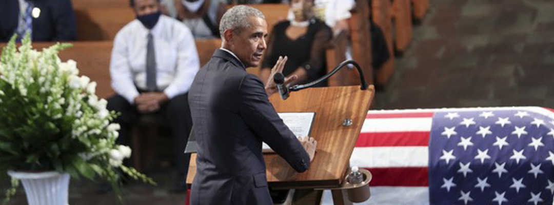 "Hoy atestiguamos con nuestros propios ojos cómo policías se arrodillan en los cuellos de estadunidenses negros", dijo Barack Obama durante el funeral del congresista John Lewis. Foto Ap