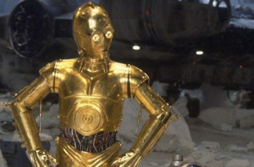 C-3PO y R2D2, dos de los personajes más famosos de la saga iniciada por George Lucas. Foto tomada de www.facebook.com/starwarsla