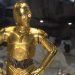 C-3PO y R2D2, dos de los personajes más famosos de la saga iniciada por George Lucas. Foto tomada de www.facebook.com/starwarsla