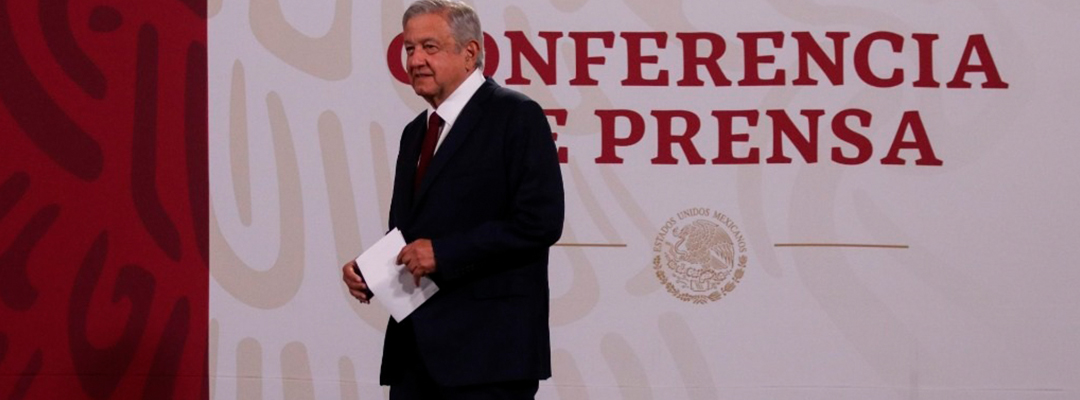 El presidente López Obrador, al inicio de su conferencia matutina del viernes 30 de octubre. Foto Cuartoscuro