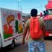 Desde hace 15 días retienen vehículos de la CFE, de empresas refresqueras y de frituras en San Juan Chamula, Chiapas. (Foto/Reforma)