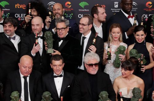 Los ganadores del Premio Goya, al final de la ceremonia del 26 de enero de 2020 en Málaga, al sur de España. Foto Ap