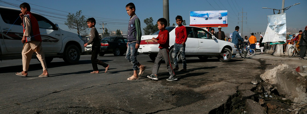 Niños en Kabul. Foto Xinhua