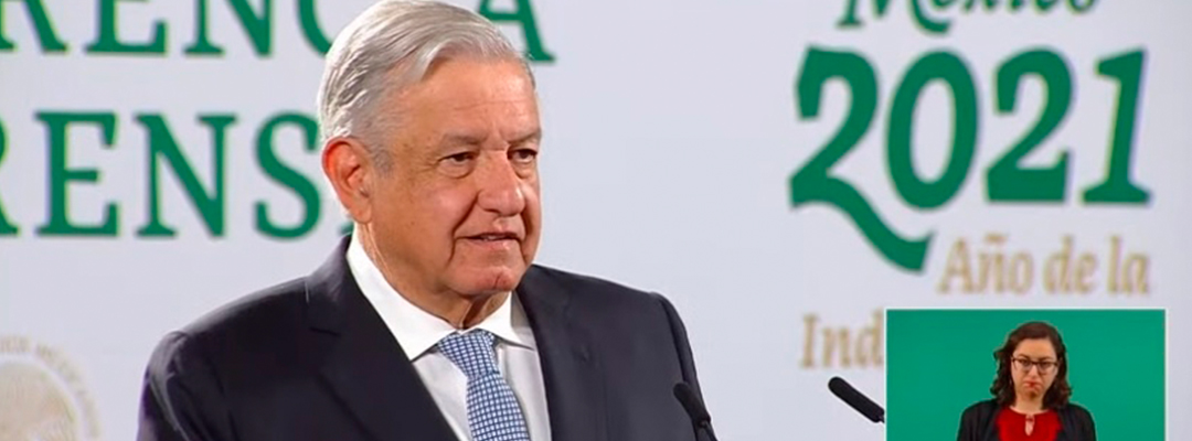 El presidente López Obrador, durante su conferencia matutina de este lunes 24 de mayo, desde Palacio Nacional. Foto tomada de la transmisión en vivo