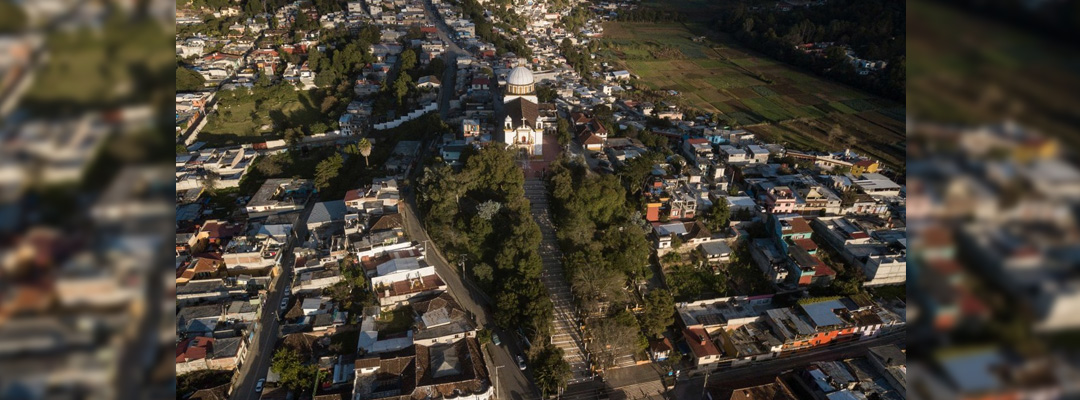 El desabastecimiento llegó al centro de San Cristóbal de las Casas (en la imagen), La Almolonga, Peje de Oro y el pozo Santa María. Foto Cuartoscuro / Archivo