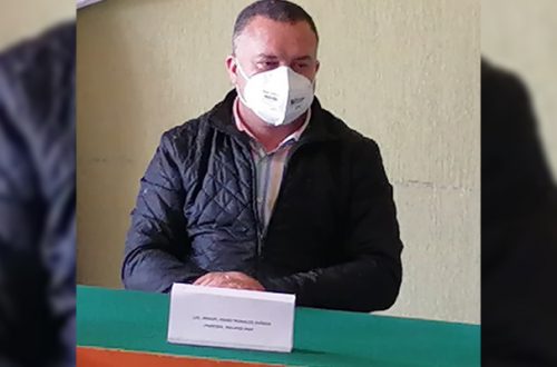Miguel Morales Zúñiga, candidato de Va por San Cristóbal, señaló que la madrugada del martes dispararon desde un auto Vento contra su casa de campaña. Foto Elio Henríquez