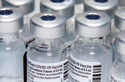 Vacuna Pfizer/BioNTech no requiere modificaciones ante variantes covid