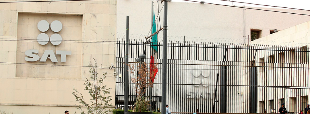 La sede del Servicio de Administración Tributaria en la Ciudad de México. Foto María Luisa Severiano