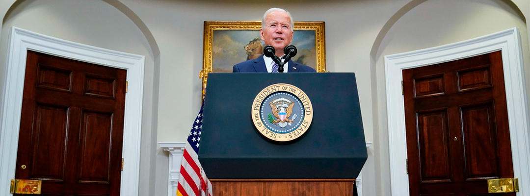 El presidente de EU, Joe Biden, en la Casa Blanca en Washington, el 24 de agosto de 2021. Foto Ap