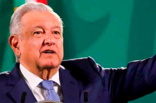 López Obrador dijo que el presupuesto del INE para la revocación del mandato "solo es la pinza" que cierra el acuerdo al que llegaron con el mismo propósito los salinistas. Foto: Cuartoscuro