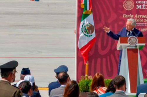 El presidente Andrés Manuel López Obrador al presidir la inauguración de la Feria Aeroespacial México en las instalaciones donde se realiza la construcción del Aeropuerto Internacional Félipe Ángeles. Foto: Cuartoscuro
