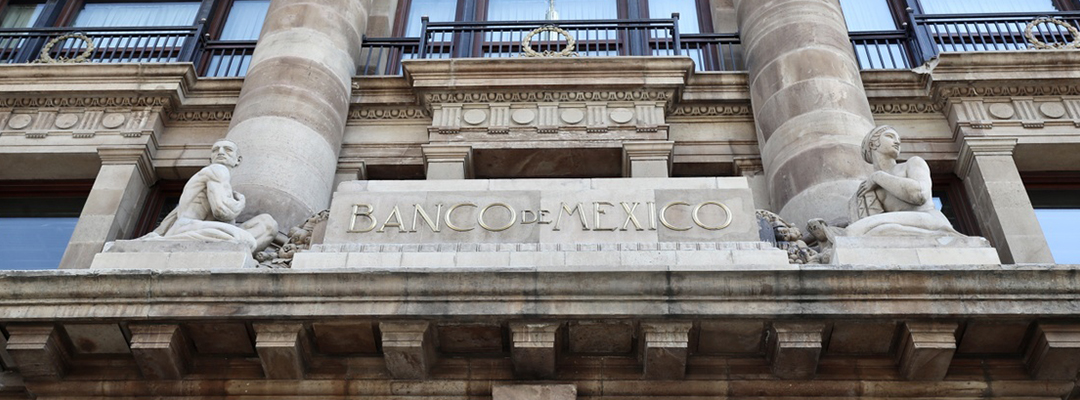 La sede del Banco de México en la capital del país. Foto Roberto García Ortiz / Archivo
