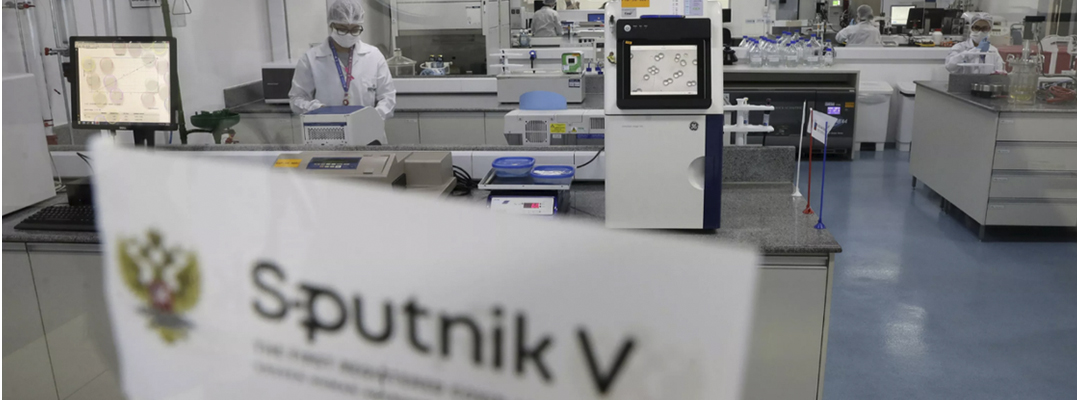 Laboratorio de producción de la vacuna Sputnik V en la ciudad de Brasilia, Brasil. Foto Ap / archivo