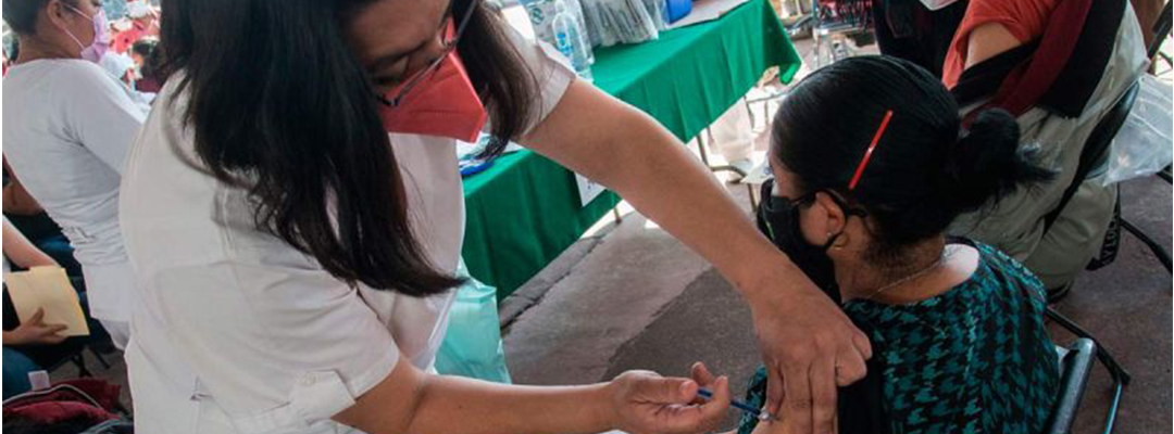 Las autoridades federal han llamado a la población a continuar con el uso del cubrebocas, así como a vacunarse contra covid-19. Foto archivo: Cuartoscuro
