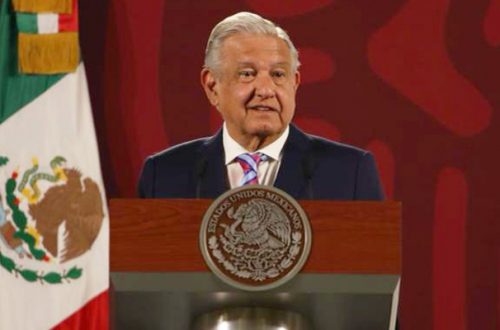 El presidente de México, Andrés Manuel López Obrador, durante su conferencia matutina en Palacio Nacional, en la Ciudad de México, el 6 de abril de 2022. Foto Yazmín Ortega Cortés