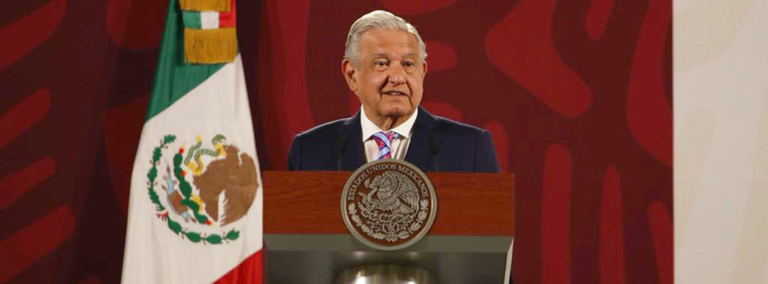 El presidente de México, Andrés Manuel López Obrador, durante su conferencia matutina en Palacio Nacional, en la Ciudad de México, el 6 de abril de 2022. Foto Yazmín Ortega Cortés
