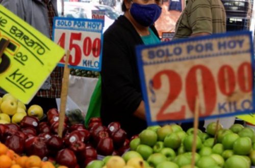 En la primera quincena de septiembre la inflación anual se ubicó en 8.76%, con este nivel se cumplie­ron 21 quincenas al hilo en que ha estado por arriba de 7.00%, un nivel históri­camente elevado y alejado del objetivo del Banco de México (Banxico). Foto: Reuters
