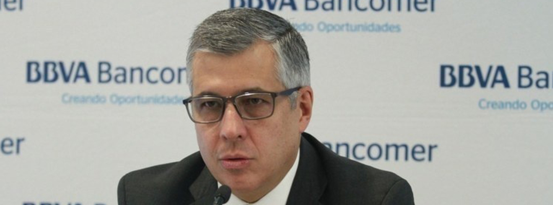 El economista en jefe de BBVA en México, Carlos Serrano. (Foto María Luisa Severiano / Archivo La Jornada)
