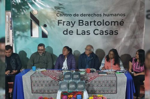 Pie de Foto.- El Centro de Derechos Humanos Fray Bartolomé de Las Casas (Frayba) presentó el informe "Chiapas un desastre", el 11 de abril de 2023. Foto Elio Enríquez