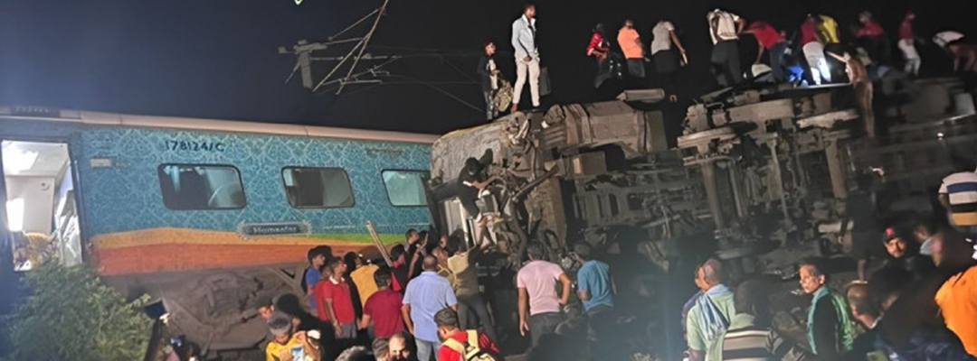 El accidente de trenes dejó al menos 50 muertos. (Especial)
