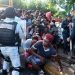 Pie de Foto.- En imagen de archivo, migrantes tratando de ingresar a las oficinas de la Comar en Tapachula, Chiapas. Foto Cuartoscuro