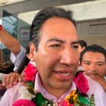 Pie de Foto.- Eduardo Ramírez Aguilar, senador de Morena y presidente de la Jucopo, tras una asamablea informativa en Tapachula, Chiapas. Foto Edgar H. Clemente