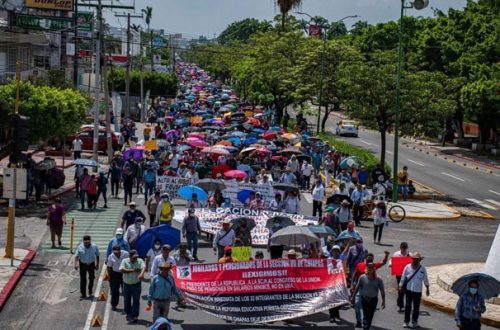 Pie de Foto.- Marcha del magisterio en Tuxtla Gutiérrez, Chiapas, el 10 de junio de 2022. Foto Cuartoscuro