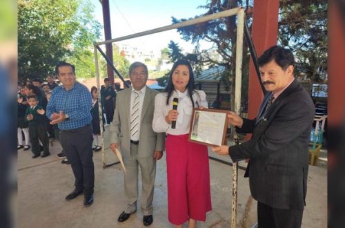 Pie de Foto.- 21 escuelas de la zona de los Altos de Chiapas fueron reconocidas por su destacada participación en la evaluación diagnóstica. Foto Elio Henríquez.