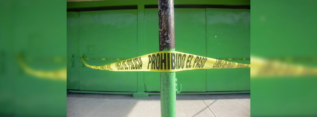 Pie de Foto.- Tres hombres fueron asesinado a balazos mientras se encontraban en un autolavado en Tuxtla, Gutiérrez, Chiapas. Foto Cuartoscuro