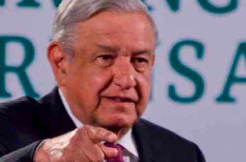 López Obrador precisó que ya se acabó el tiempo de que los políticos estaban al servicio de las empresas. Foto: Cuartoscuro