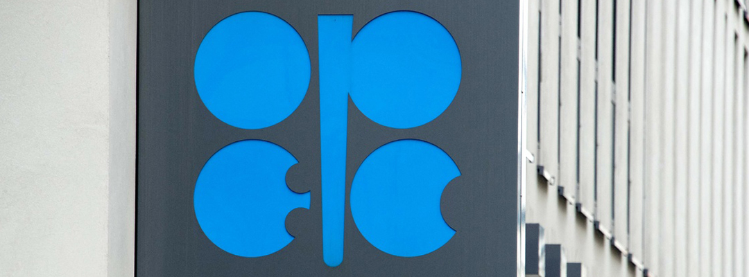 Los 13 miembros de la Organización de Países Exportadores de Petróleo y sus diez aliados (OPEP+) convinieron "ajustar al alza la producción total mensual en 432 mil barriles por día para el mes de junio", anunció la alianza. Foto Afp / Archivo