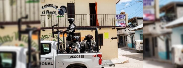 Pie de Foto.- Cientos de personas se han visto obligadas a huir de sus casas por la violencia entre los municipios de Chanelhó y Pantelhó. En lo localidad de Tzanembolom, 120 personas permanecen 