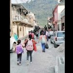 Pie de Foto.- Familias desplazadas de Tila, Chiapas, regresando a sus casas en condiciones de seguridad, en junio pasado. Foto Facebook Noti Chiapas Selva/ archiv