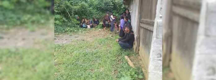 Pie de Foto./ Al menos 800 personas huyeron de La Esperanza, dejando atrás sus hogares y enseres personales. Foto 'La Jornad