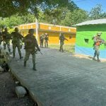 Pie de Foto.- Operativo de seguridad por parte de la Secretaría de la Defensa Nacional y la Guardia Nacional en Ocosingo, Chiapas, en julio de 2024. Foto Cuartoscuro