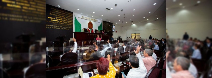 Pie de Foto.- La Comisión de Acceso a las Mujeres a una Vida Libre de Violencia celebró el “pequeño logro” obtenido con las reformas que el Congreso local hizo al Código Penal que permitirán la suspensión del embarazo cuando sea producto de violación o la madre corra peligro de muerte. Foto tomada de Twitter @congresoChis