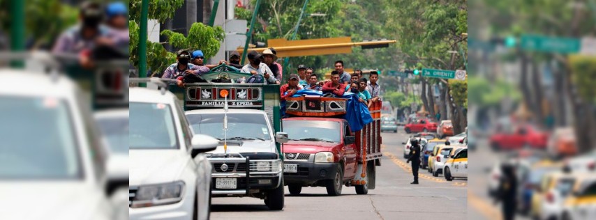 Pie de Foto.- Integrantes del grupo de autodefensas ‘El Machete’ de Pantelhó se manifestaron en las calles de Tuxtla Gutiérrez, el 19 de mayo de 2022. Foto Cuartoscuro