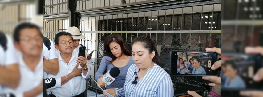 Pie de Foto.- Fabiola Velázquez, de la sección 40 del SNTE, señala no haber obtenido respuestas a sus peticiones, el 3 de enero de 2024. Foto ‘La Jornada’